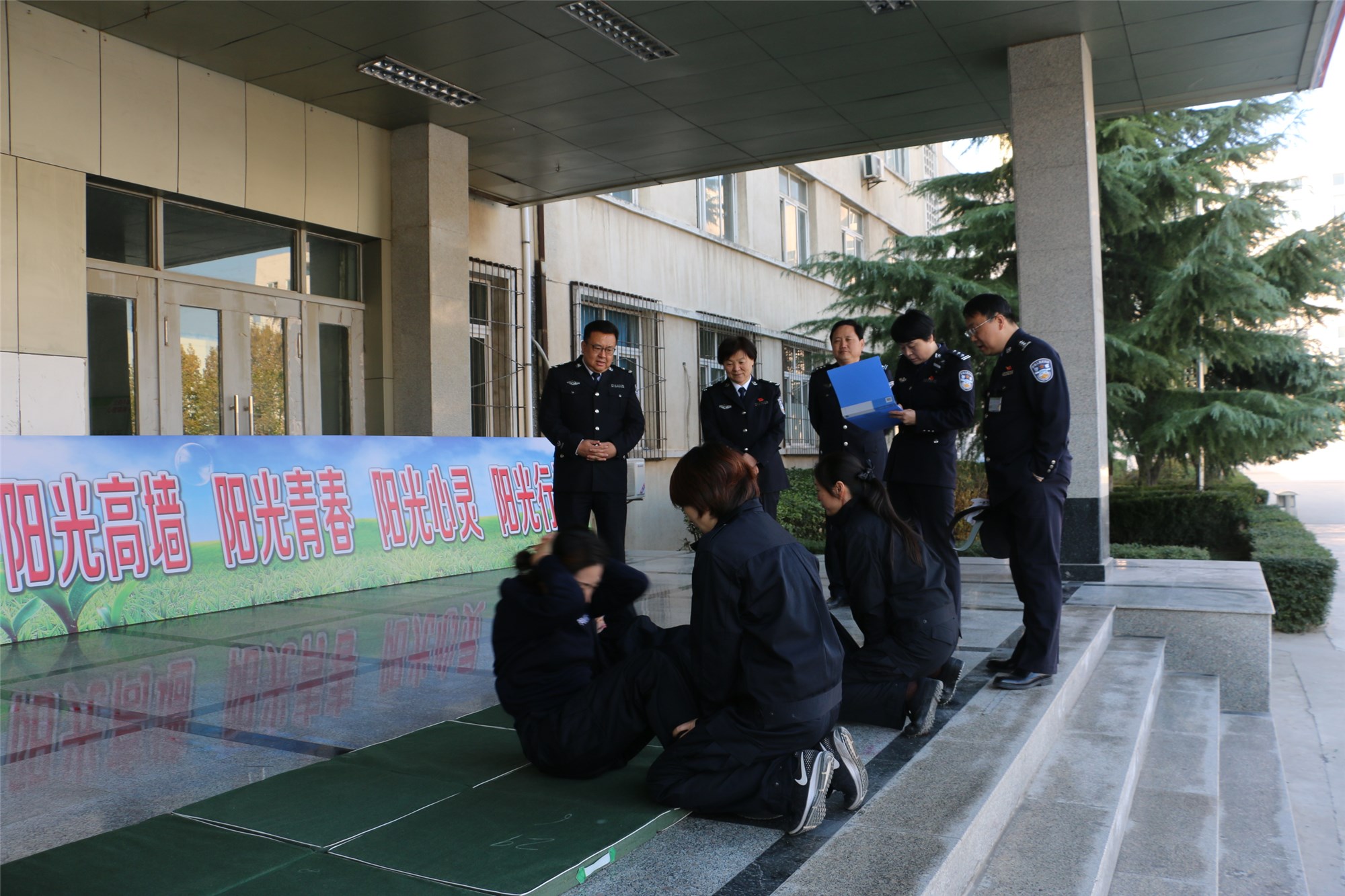 仰卧起坐.JPG